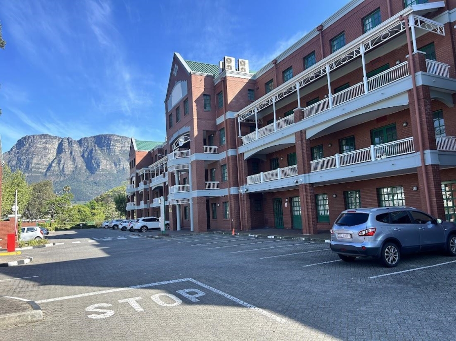 To Let commercial Property for Rent in Claremont Western Cape